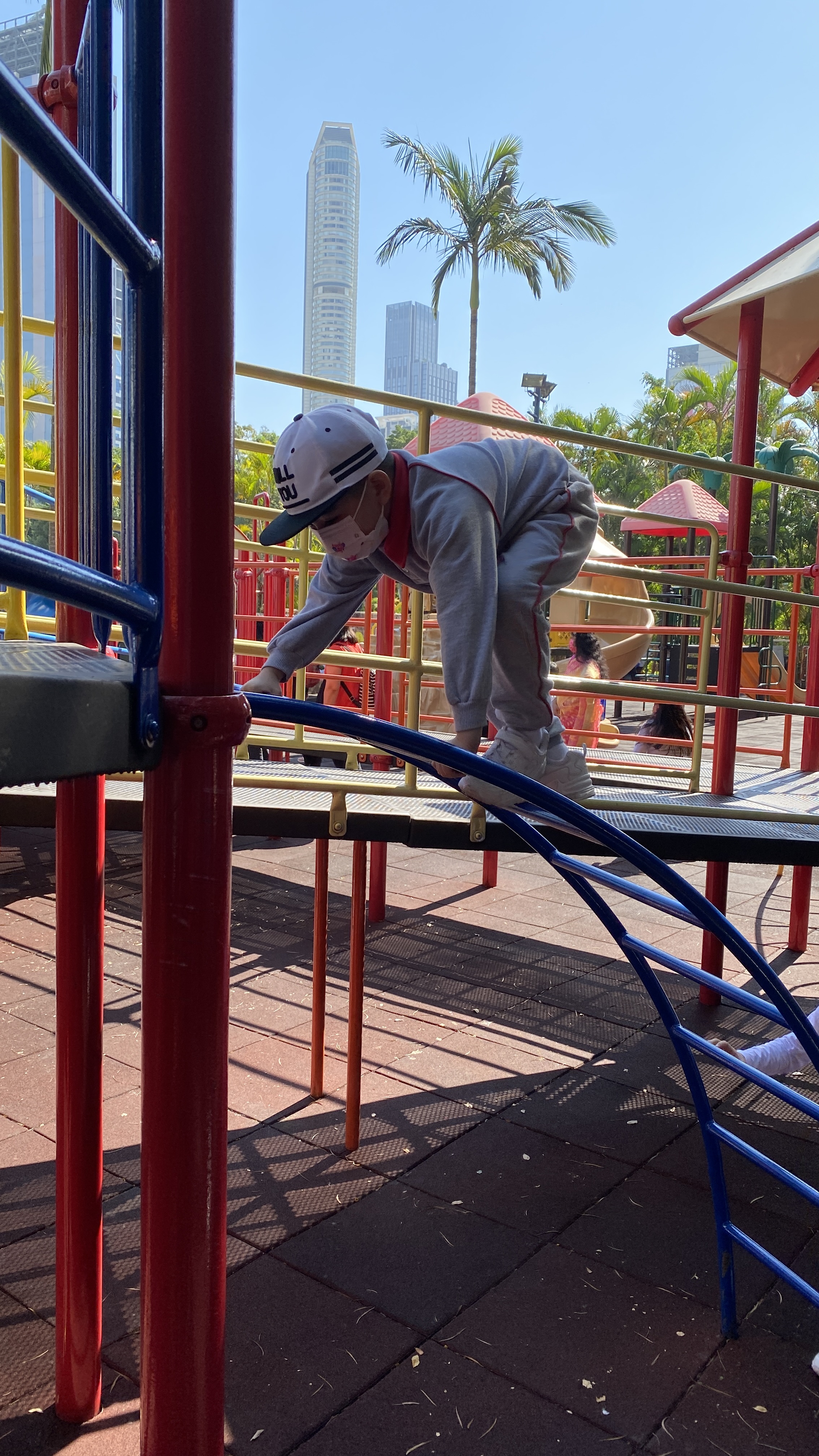 slide-0 slide